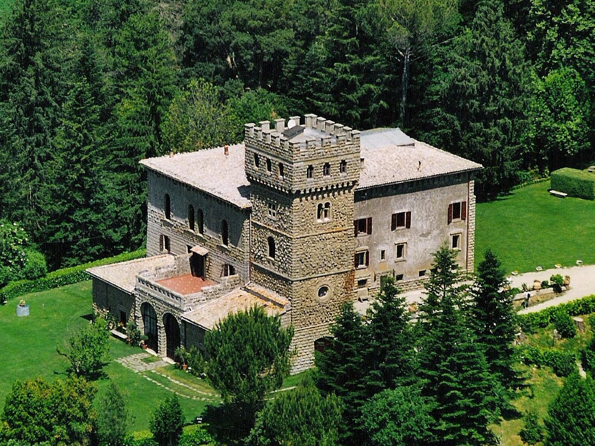 I luoghi dell’anima: il Castello di Santa&nbsp;Cristina